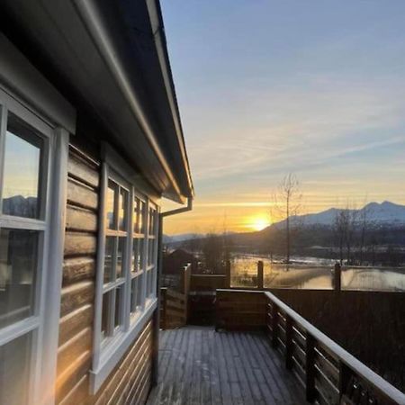 Cozy 2 Bedroom Cottage With Hot Tub Akureyri Dış mekan fotoğraf