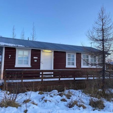 Cozy 2 Bedroom Cottage With Hot Tub Akureyri Dış mekan fotoğraf