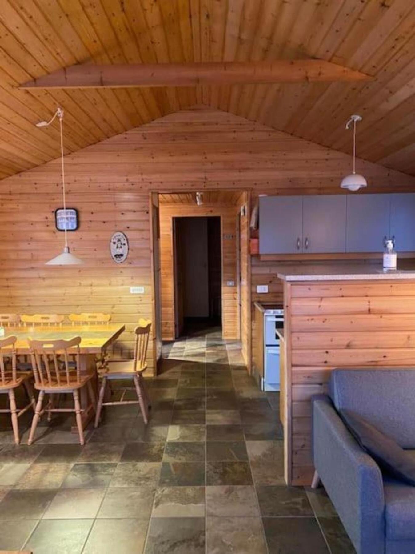 Cozy 2 Bedroom Cottage With Hot Tub Akureyri Dış mekan fotoğraf